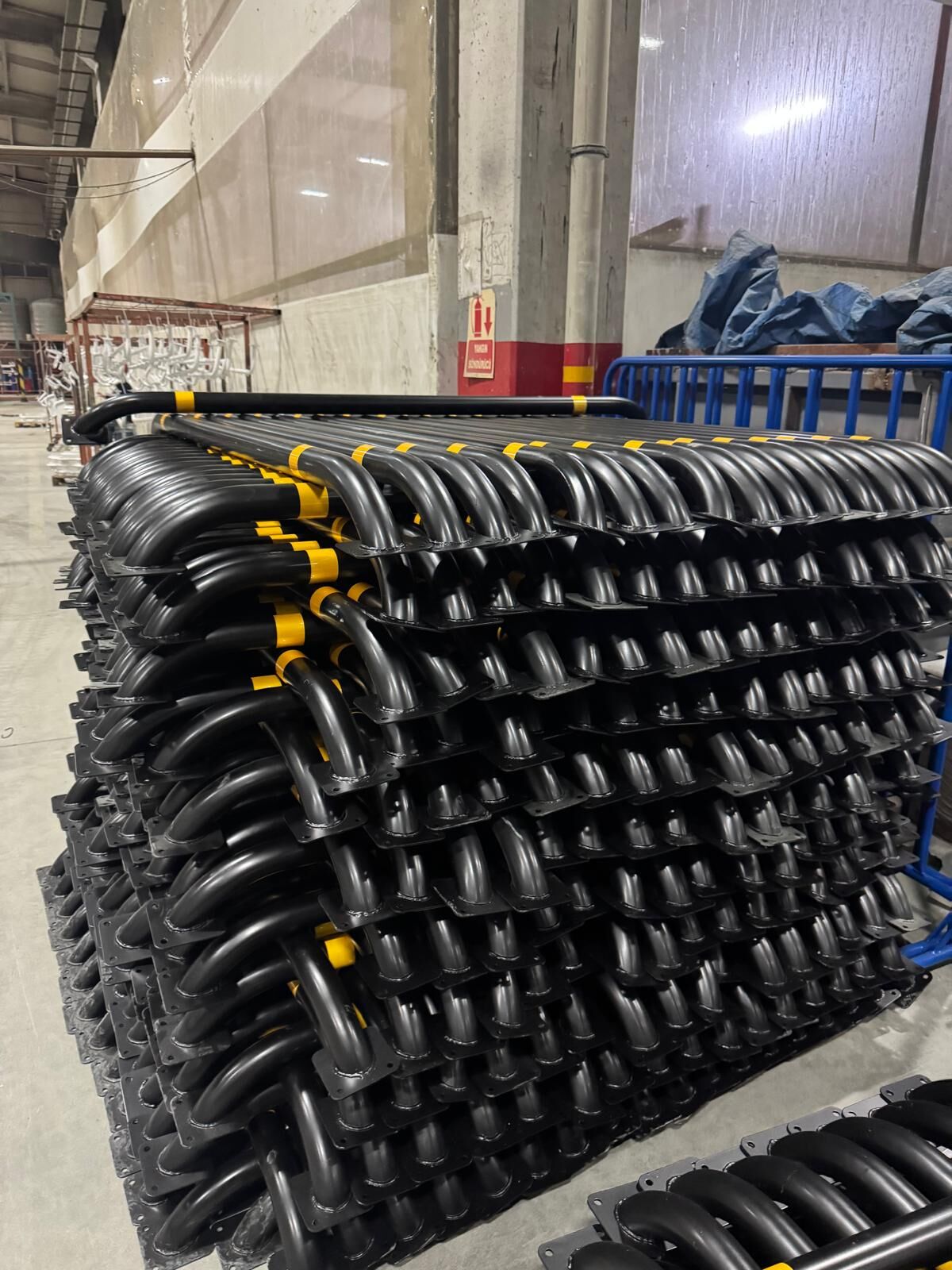 Araç Stoperi Otopark Stoperi Sonlandırma Bariyeri 180 cm Ø76mm